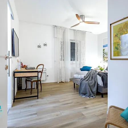 Varenna Guest House B&B 바레나