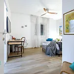 Varenna Guest House Bed and Breakfast Βαρένα