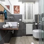 Varenna Guest House