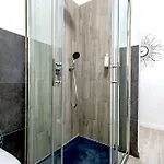 Varenna Guest House 3*