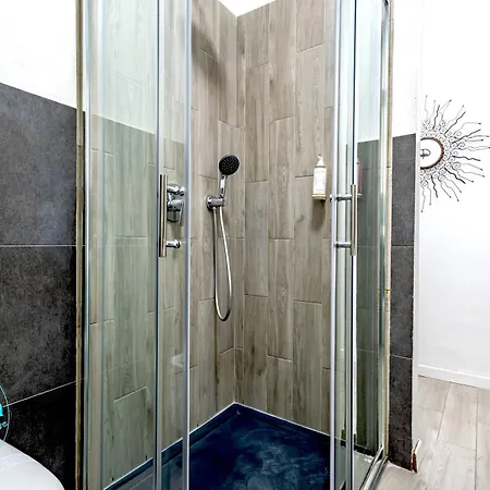 Varenna Guest House 3*