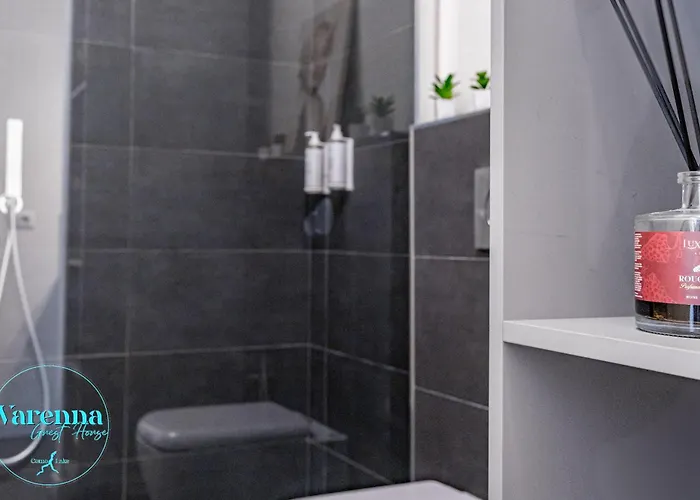 Varenna Guest House לינה וארוחת בוקר