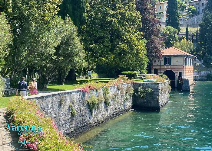 לינה וארוחת בוקר Varenna Guest House 3*