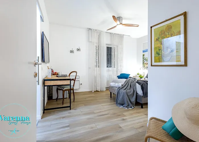 Varenna Guest House לינה וארוחת בוקר ורנה