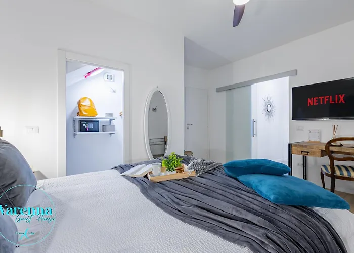 Varenna Guest House לינה וארוחת בוקר 3*