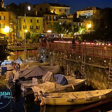 Varenna Guest House Bed & Breakfast 3*