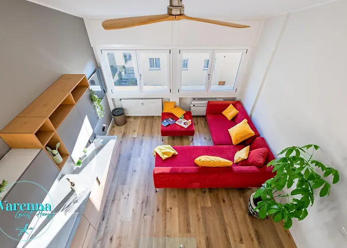 Varenna Guest House Bed and Breakfast